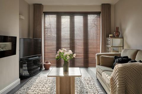 undefined, Hawthorn Crescent, Baildon,