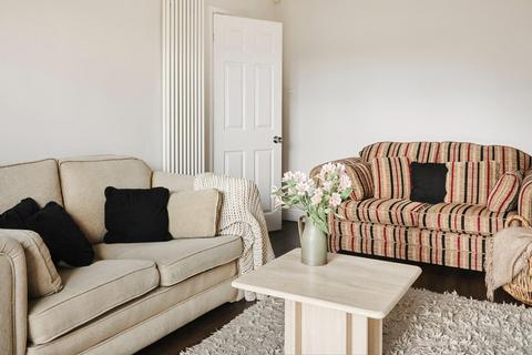 undefined, Hawthorn Crescent, Baildon,