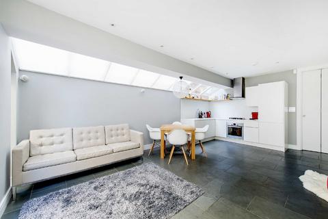 Stephendale Road, Fulham, London, SW6