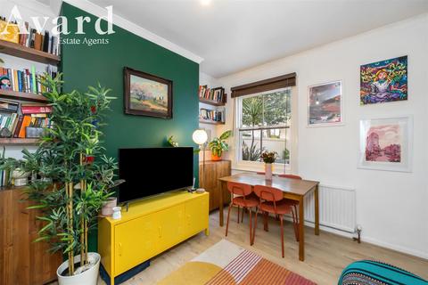 1 bedroom flat for sale, Roundhill Road, Brighton BN2