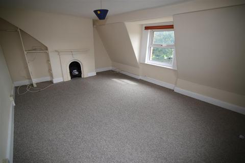 2 bedroom maisonette to rent, Exe Vale Terrace, Tiverton EX16