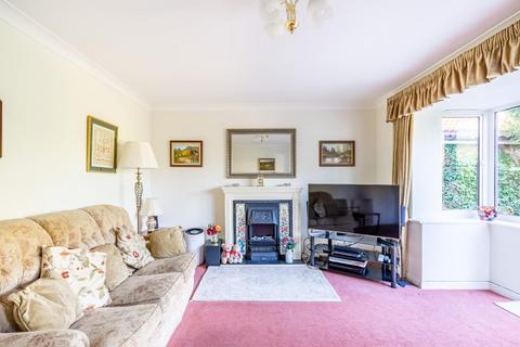 4 bedroom detached house for sale, Pentire Close, York