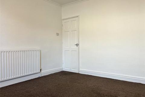 3 bedroom terraced house to rent, Main Street, Balderton, Newark, Notts, NG24