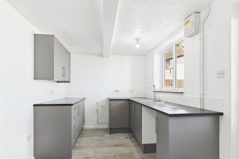 2 bedroom terraced house to rent, Padstow, Cornwall