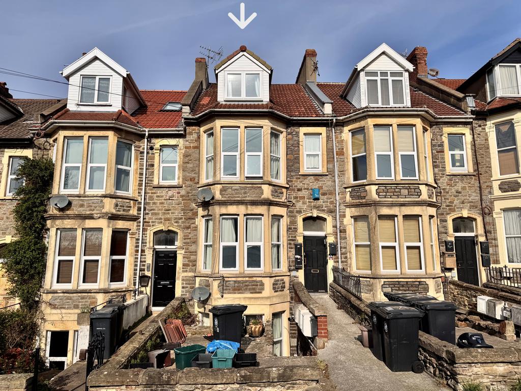 Front T202503111626.jpg