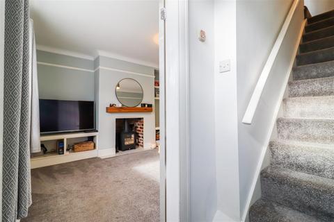 3 Third Avenue, Wakefield, WF1 2HX