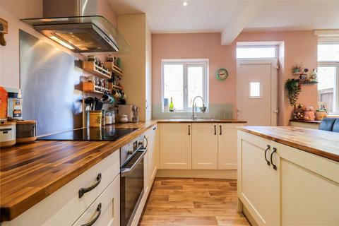 3 Third Avenue, Wakefield, WF1 2HX