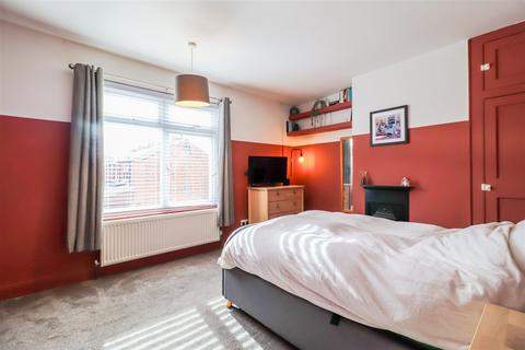 3 Third Avenue, Wakefield, WF1 2HX