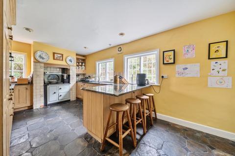 5 bedroom detached house for sale, Lynsted ME9