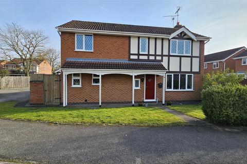 4 bedroom detached house for sale, Blenheim Avenue, Lowdham, Nottingham