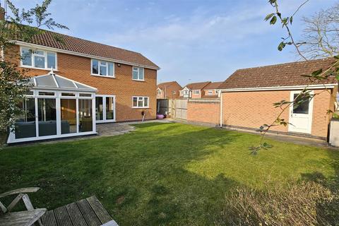 4 bedroom detached house for sale, Blenheim Avenue, Lowdham, Nottingham