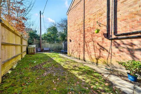 4 bedroom end of terrace house for sale, Copnor Close, Woolton Hill, Newbury, Hampshire, RG20