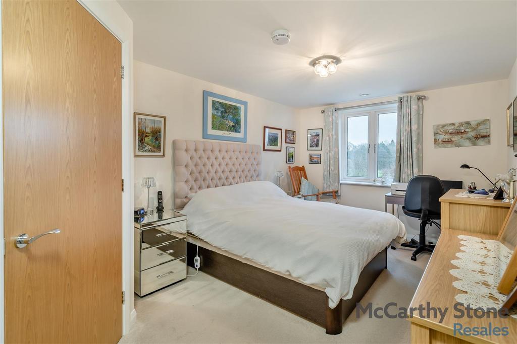 8636061-interior12.jpg