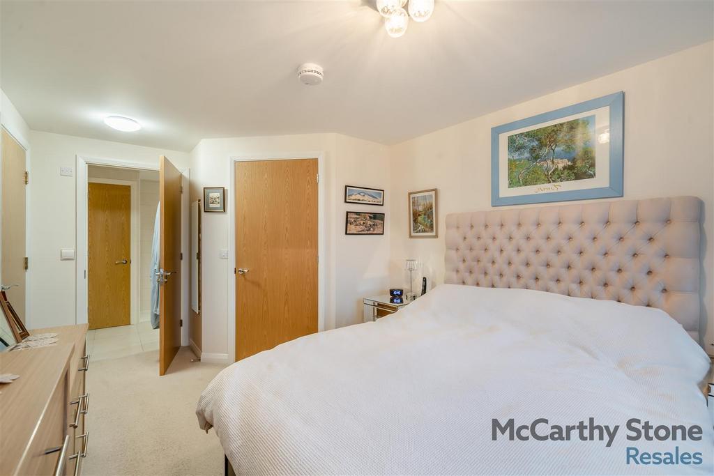 8636061-interior16.jpg
