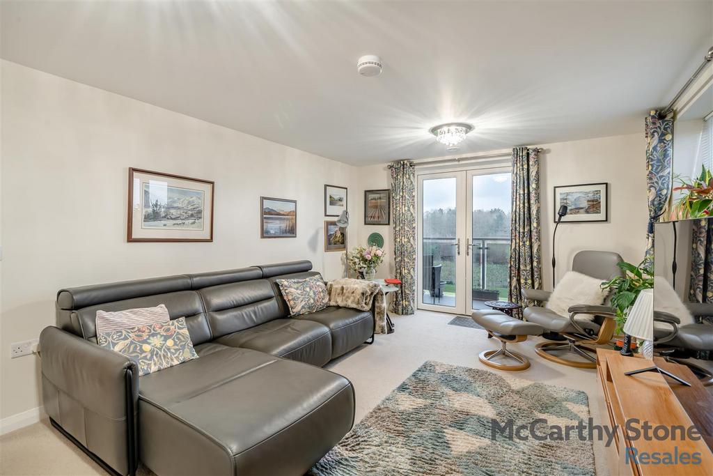 8636061-interior03.jpg