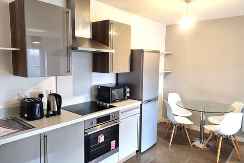 3 bedroom apartment to rent, Irwell Building  M5