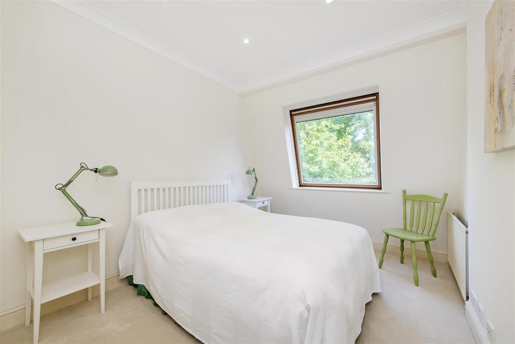 Bedroom.jpg