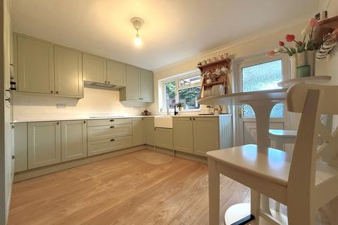 4 bedroom link detached house for sale, Trevanie Avenue, Quinton, Birmingham