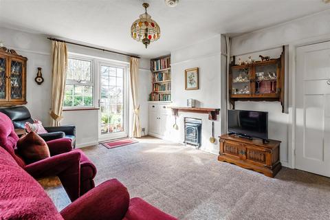 73 Stag Leys, Ashtead, KT21 2TL