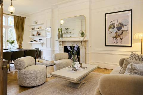 undefined, Rosebery Road, London, N10