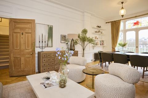 undefined, Rosebery Road, London, N10