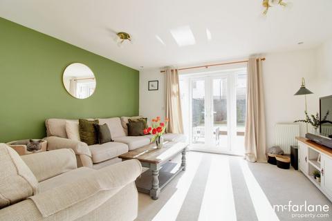 3 bedroom semi-detached house for sale, Trecastle Road, Swindon SN1