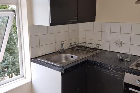 1 bedroom flat to rent, St Clements Court, Comet Close, Fosse Lane, Leicester