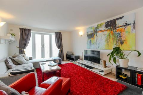 2 bedroom apartment for sale, Forest View, London E4