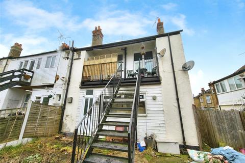 1 bedroom apartment for sale, Hainault Avenue, Westcliff-on-Sea, Essex, SS0