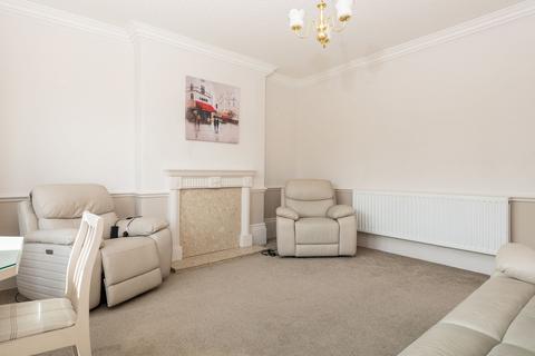 2 bedroom apartment to rent, Wigfull Road, Sheffield S11