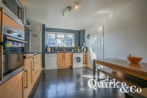 36 Cedar Road, Grays, RM16 4SX