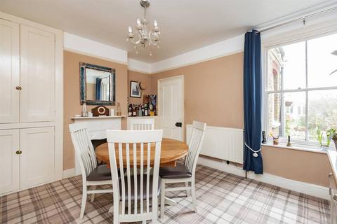 3 bedroom semi-detached house for sale, Athelstan Road, Faversham