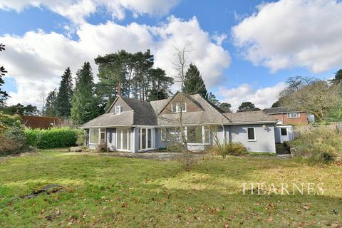 4 bedroom detached bungalow for sale, Ringwood Road, Ferndown, BH22