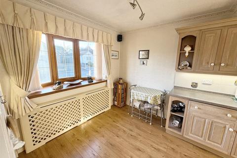 2 bedroom semi-detached bungalow for sale, Hillmorton Road, Four Oaks, Sutton Coldfield