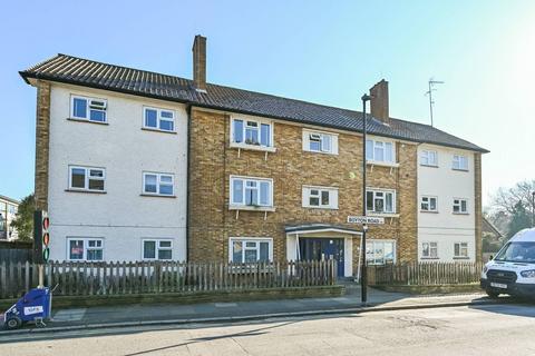 3 bedroom flat for sale, Tennyson House, Boyton Road, Turnpike Lane, London, N8