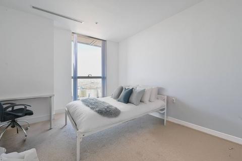 3 bedroom flat for sale, Maine Tower, Canary Wharf, London, E14