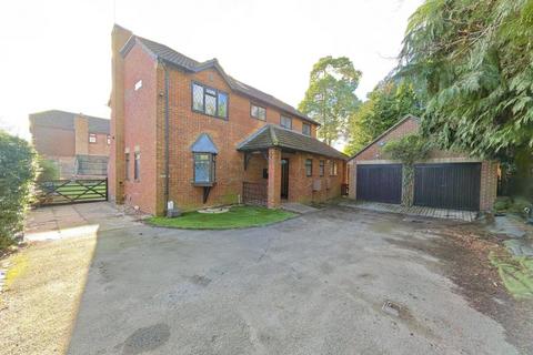 58a Barkham Ride, Finchampstead, Wokingham, RG40 4ET