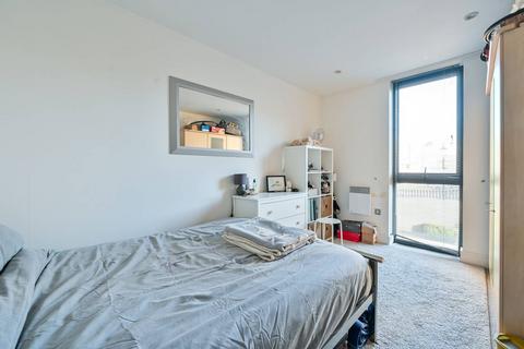 1 bedroom flat for sale, City Walk, London Bridge, London, SE1