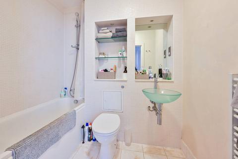 1 bedroom flat for sale, City Walk, London Bridge, London, SE1