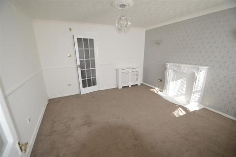 1 bedroom apartment for sale, Wallers Close, Dagenham