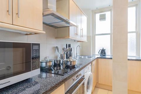 3 bedroom apartment to rent, Hill Street, Mayfair, London, W1J