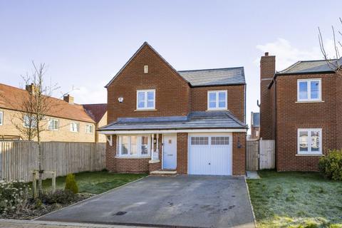 4 bedroom detached house for sale, Oatlands Drive, Houghton Conquest, Bedford