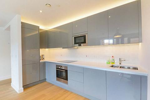 2 bedroom flat to rent, Blackwood Apartments, Elephant and Castle, London, SE17