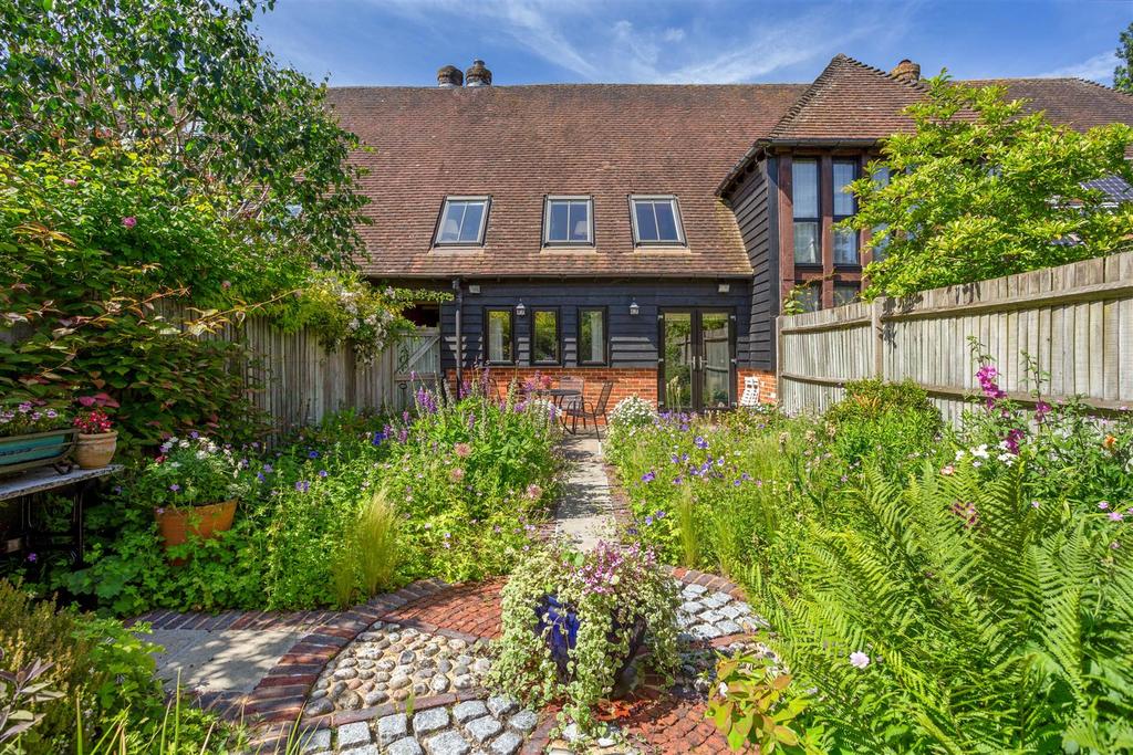 73778 4 Pound Farm Barns Winchester Road Chawton (