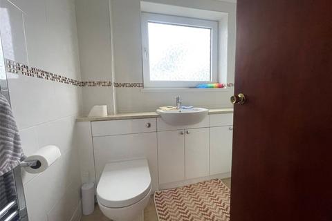 2 Sunning Hill, Northfleet, Gravesend, DA11 8AH