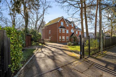 2 bedroom apartment for sale, Gordon Road, Camberley, Surrey, GU15