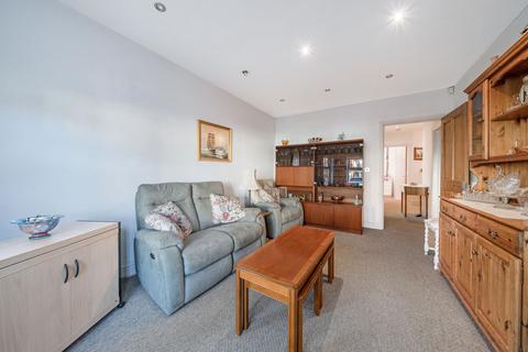 2 bedroom apartment for sale, Gordon Road, Camberley, Surrey, GU15