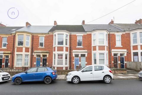 2 bedroom flat for sale, Tosson Terrace, Heaton, NE6