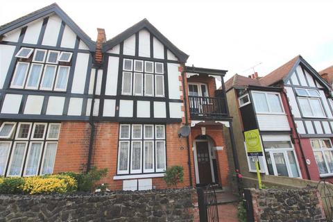 1 bedroom apartment for sale, Leigh on Sea SS9