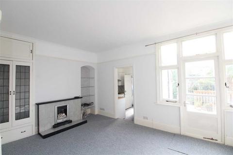 1 bedroom apartment for sale, Leigh on Sea SS9